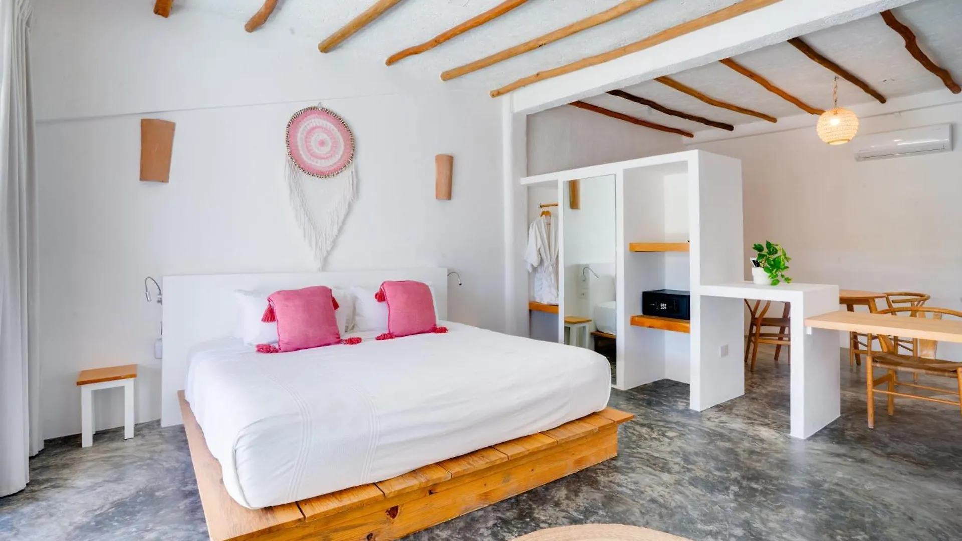 Hotel Punta Blanca Beach House Cancún