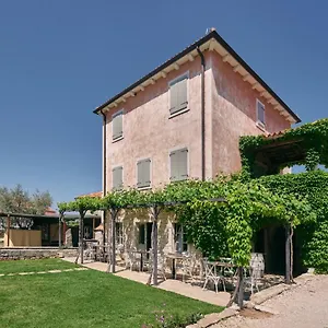 https://winery-cuj-bed-breakfast.in-istria.net
