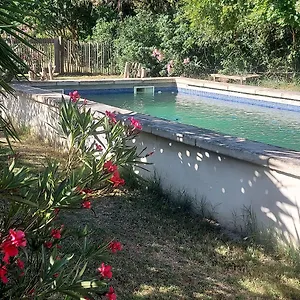 https://bergerie-dalivon.fr-provencehotel.com