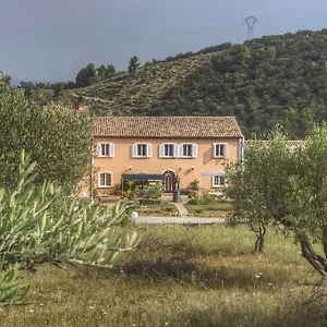 https://chambre-dhotes-la-brunetiere.fr-provencehotel.com