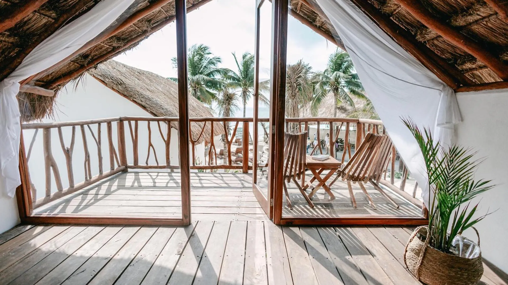 Hotel Punta Blanca Beach House Cancun Mexico