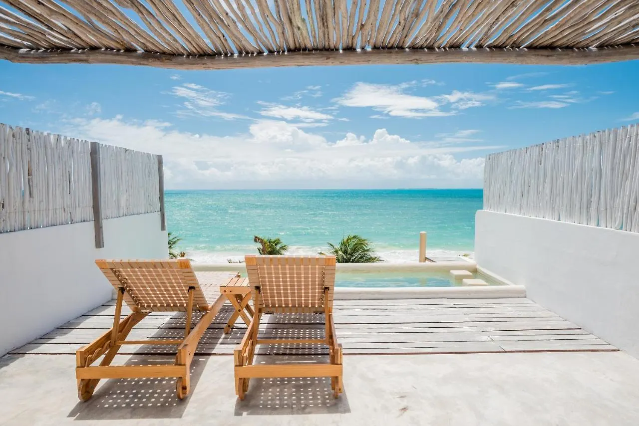 Punta Blanca Beach House Cancún