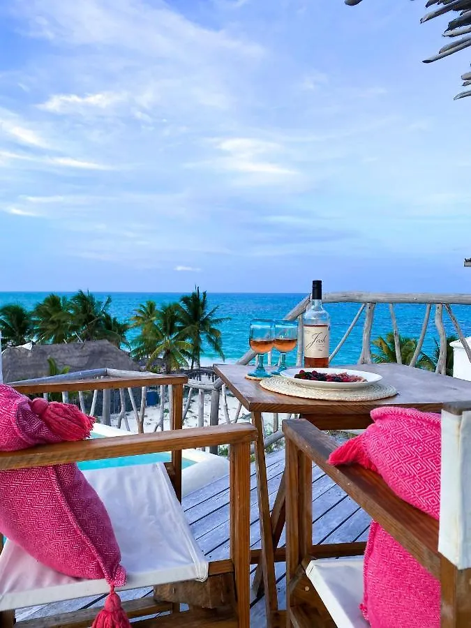 Hotel Punta Blanca Beach House Cancún
