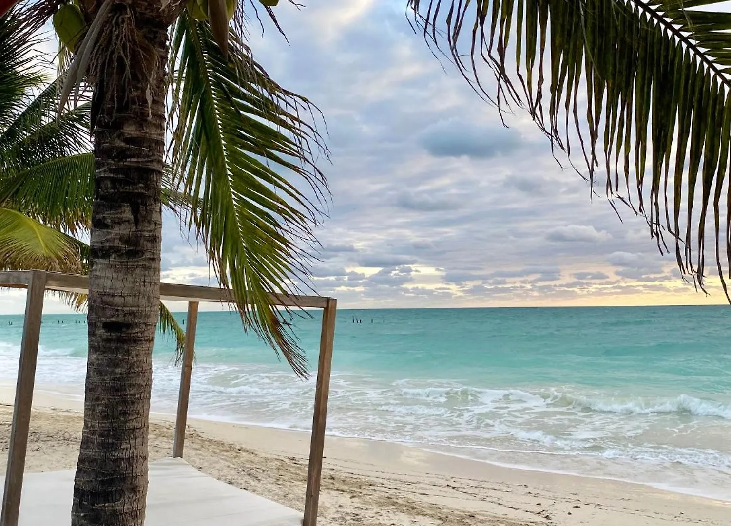 Punta Blanca Beach House Cancún