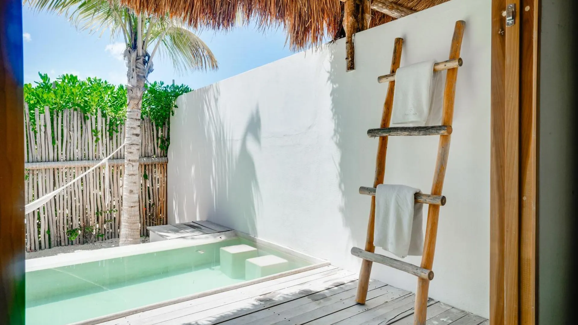 Punta Blanca Beach House Cancún