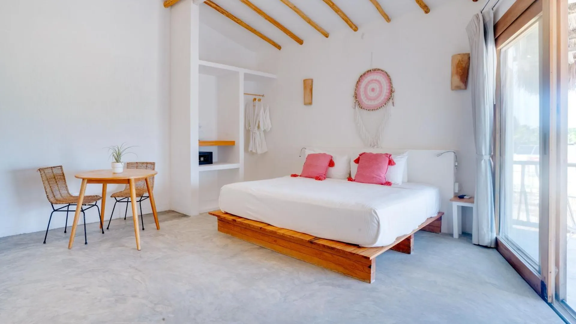 Hotel Punta Blanca Beach House Cancún